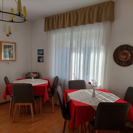 Bed & Breakfast Villa Maria Cavalese Bagian luar foto