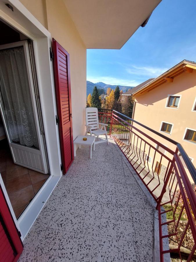 Bed & Breakfast Villa Maria Cavalese Bagian luar foto